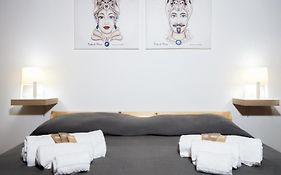 Meg Sicily House